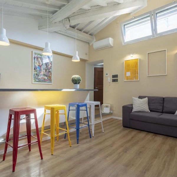 Raffaello Charming Apartment Near Duomo Square