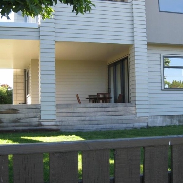 Rainbow Point Apartment