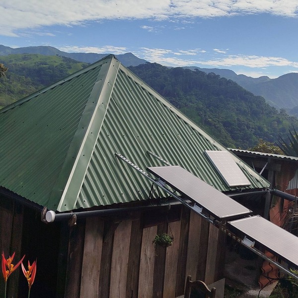 Rainforest Solar Retreat, Mountains & Gulf Views, Total Peace with Starlink