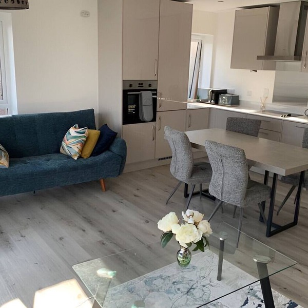 Raphvin Apex Abode - Two bedroom apartment/parking