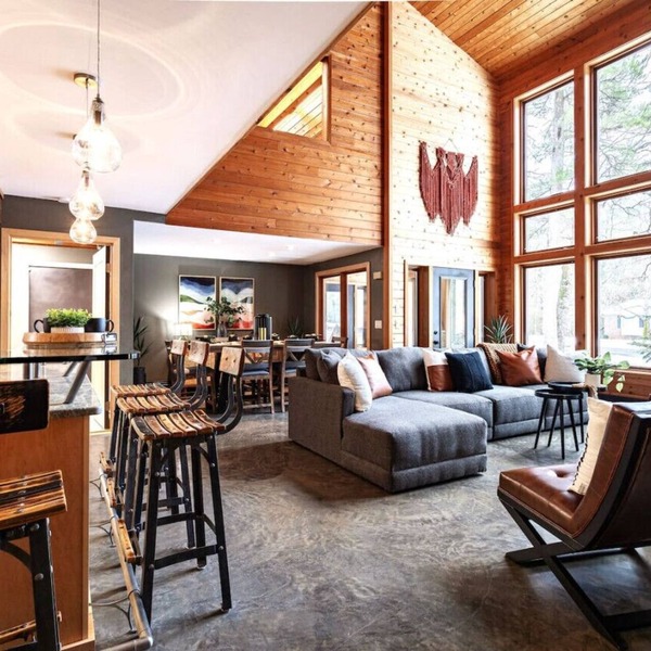 Rapids Rustic Retreat