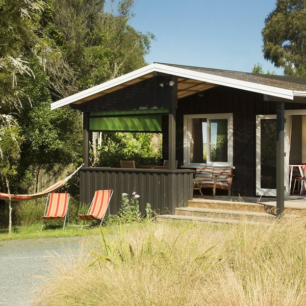 Rata Cottage, beautifully renovated 1950’s apple pickers’ cottage.