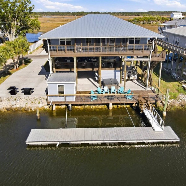 Redfish Retreat Hot Tub Deep Water Canal 40 ‘ Dock