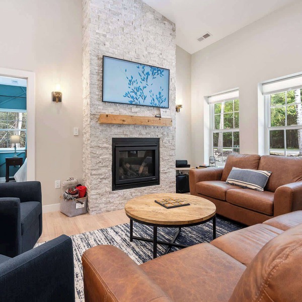 Relax at Newly Constructed home in Egg Harbor