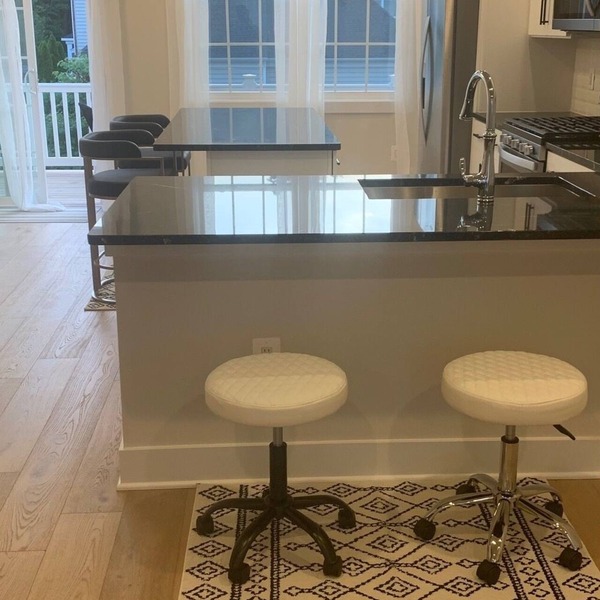 Relax in an upscale modern new town house. 10 minutes from Dulles Int'l Airport.