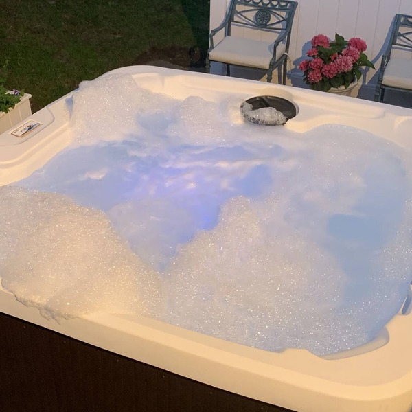 Relax villa ,hot tub and New Heated pool ,7 minutos from the beach