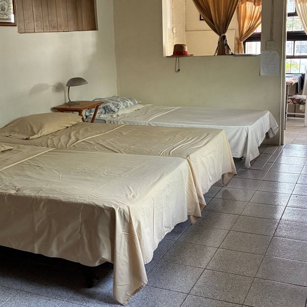 Relaxing 1-bedroom apartment with AC in charming Rendezvous