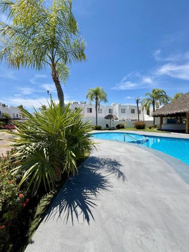 Relaxing 3BR Vacation Home w Pool, BBQ, King Suite Near Beach Nuevo Vallarta