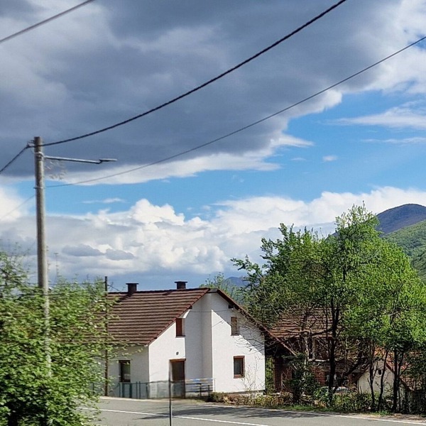 Relaxing and charming 2-bedroom house in fantastic area near Plitvička jezera