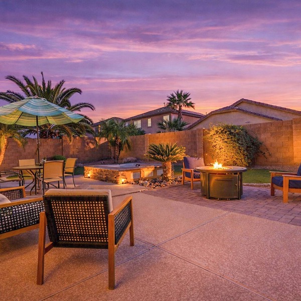 Relaxing & Upgraded Vacation Home - Pet Friendly