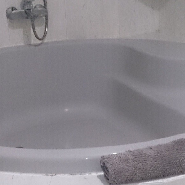Relx Bathtub Floor