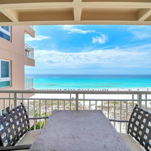 Remodeled🌴Beachfront🌊Sunset View☀️☀️8th Floor⛱️⛱️Destin Towers