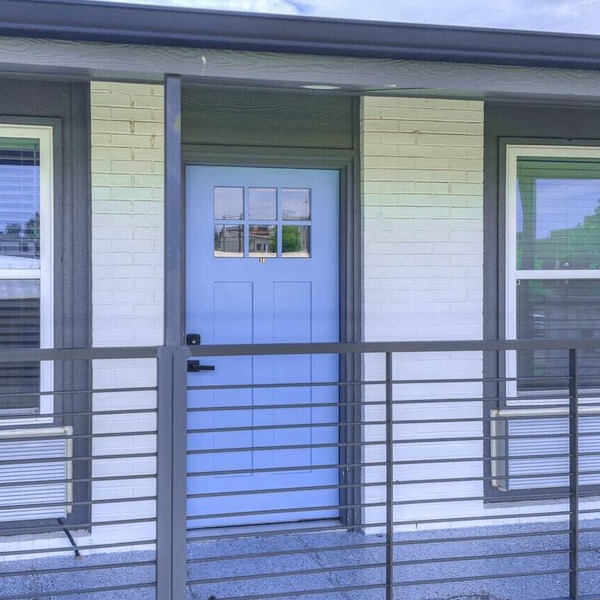 Remodeled Modern 1 Bed