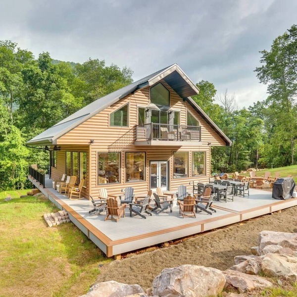 Resting Eagle Cabin w/Mtn Views in PA Wilds