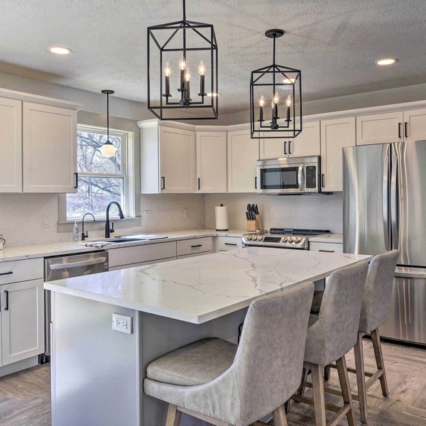 Retreat w/Deck ~ 9 Mi to Downtown Springfield