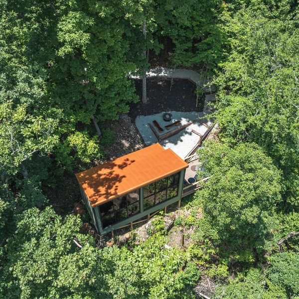 RIVER and SKY Cabin; Hot Tub