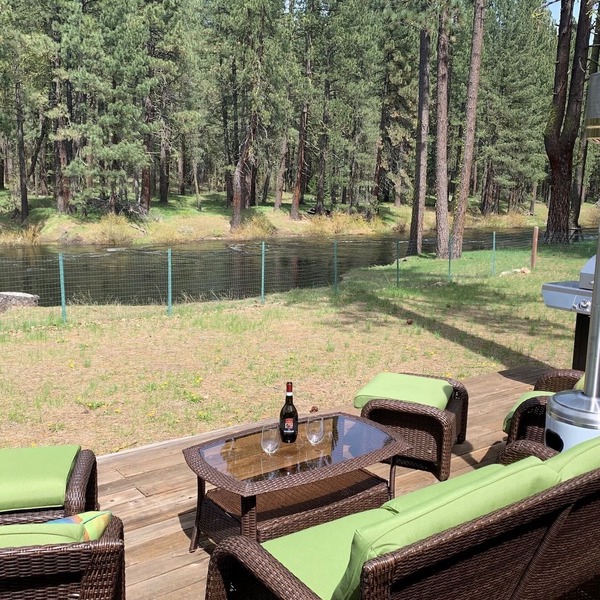 River Cabin with Stunning Views and EV Charger