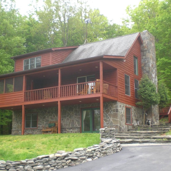 River front, million dollar Mountain View Estate