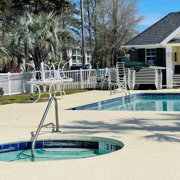 River Oaks Golf & Tennis Resort