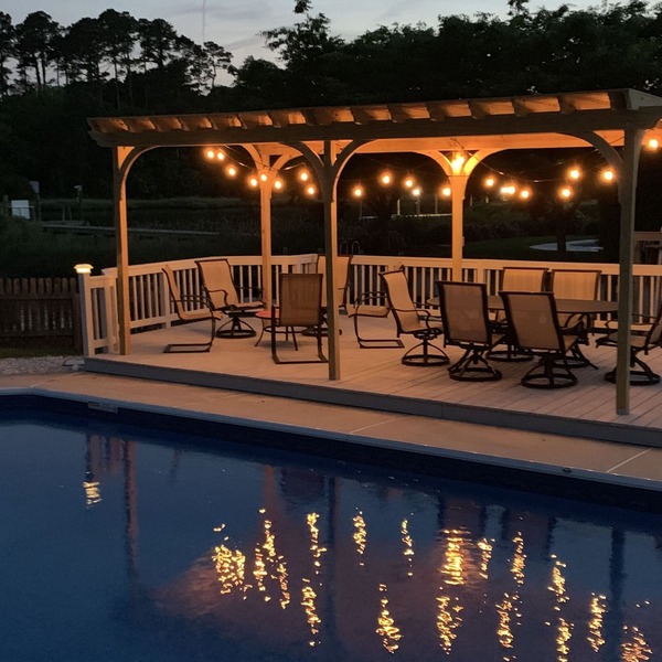 Riverfront House, Dock, Hot Tub, Salt Pool, near beach, Free WiFi