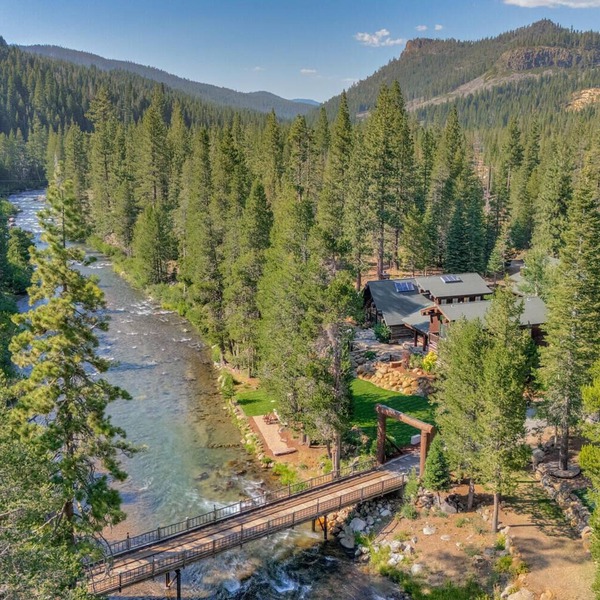 Riverfront Lodge - TLUXP