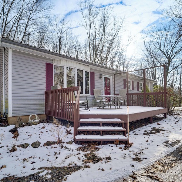 Roaring Spring Horse Farm Getaway w/Game Room