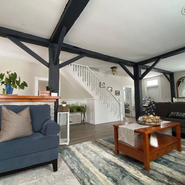 Rocklyn Inn Bed & Breakfast