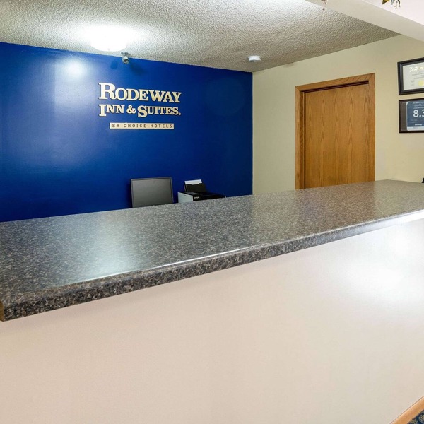 Rodeway Inn & Suites Austin I-90