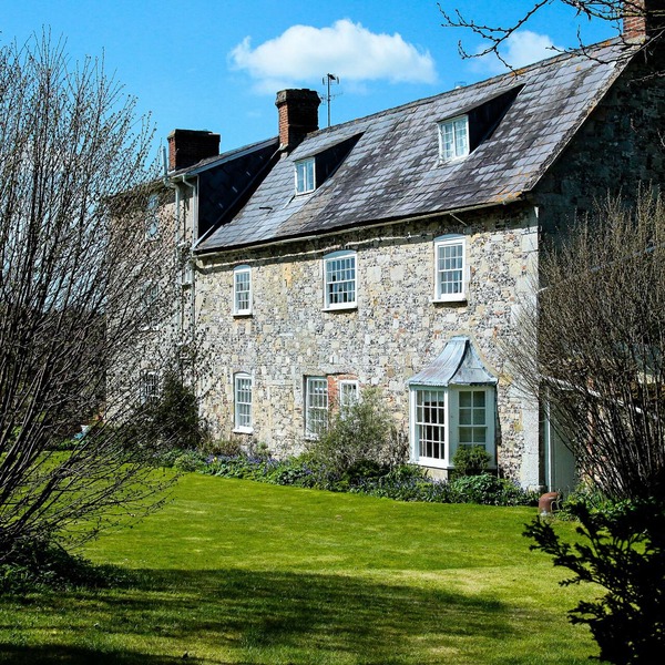 Rollestone Manor