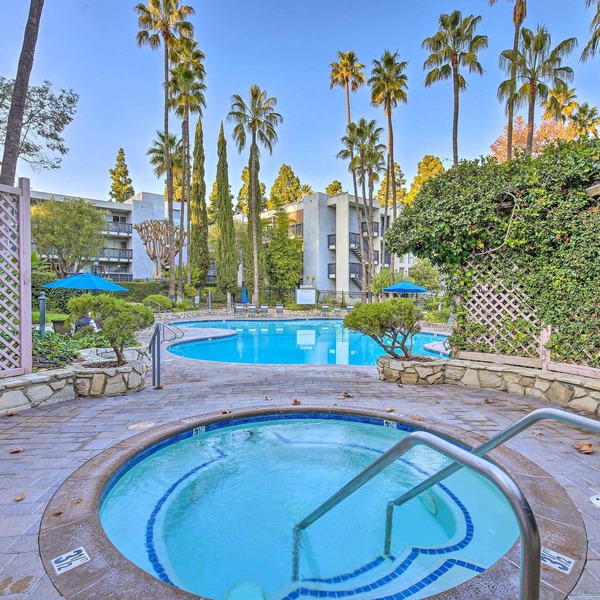 Rolling Hills Estates Condo w/Free WiFi!