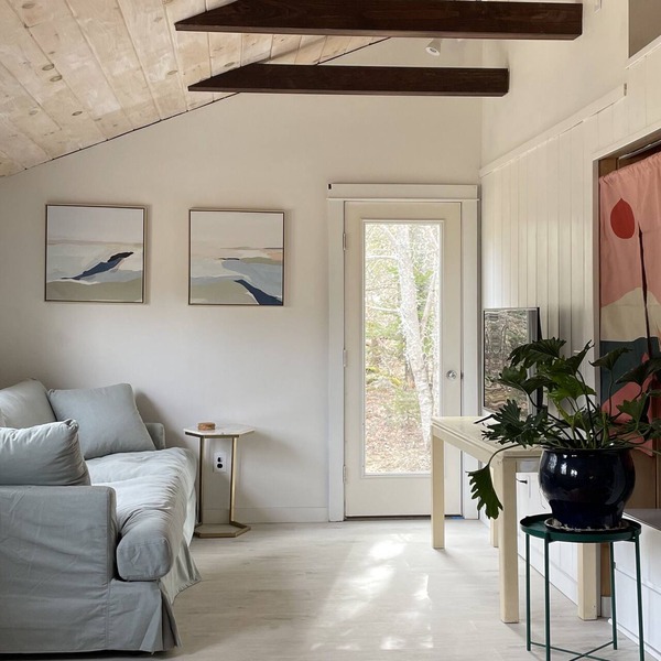 Romantic Forest Cabin - private, near everything