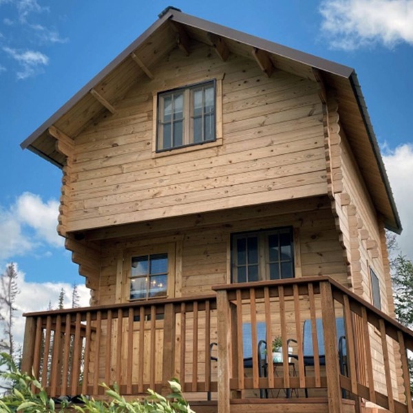 Romantic Lakefront Cabin with Mountain Views, Perfect for a Trip to Cantwell, Alaska