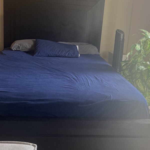 Romantic one bedroom, few minutes from Manhattan, restaurants and shopping areas