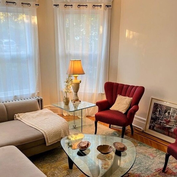 Romantic Victorian Apartment - 5 minutes to downtown/train to NYC.