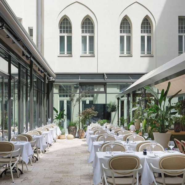 Roomers Berlin Steinplatz, Autograph Collection