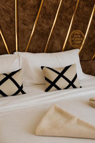 RUM LEONOR lUXURY CAMP
