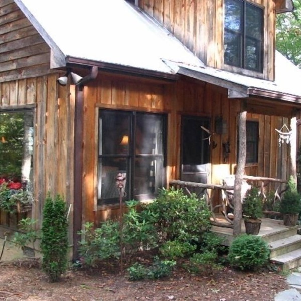 Rustic and Sophisticated Accommodation