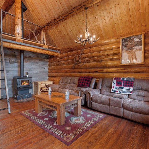 Rustic Cabin on Spoon Lake with Stunning Views