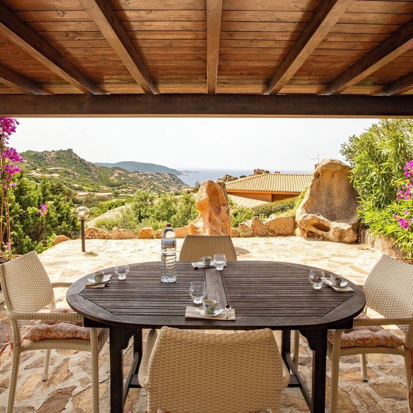 Rustic & colonial charm villa with sea-view verandas in Costa Paradiso