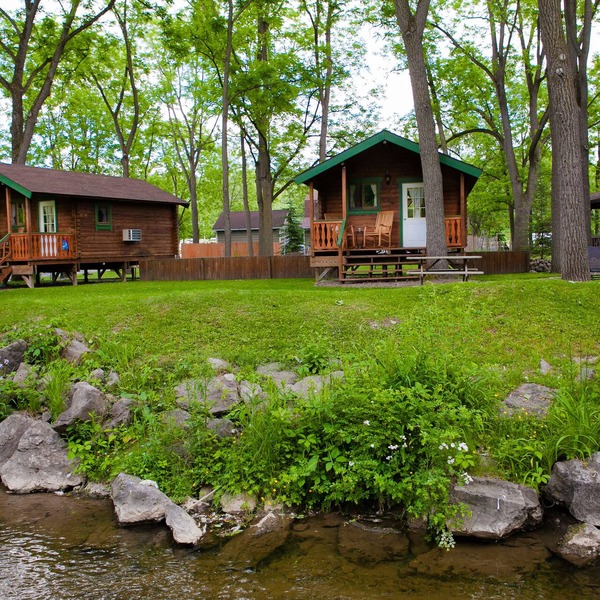 Rustic Comfort on Peaceful Catharine Creek- Cottage 1