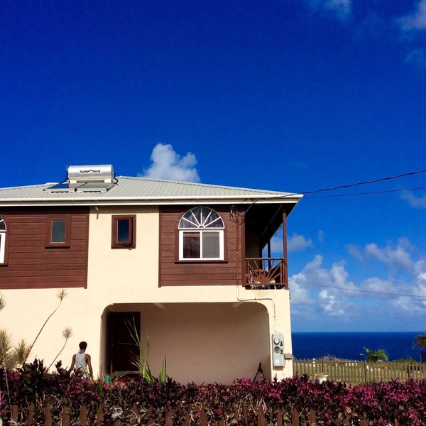 Rustic Farmhouse Stay 1 bedroom self contained apartment