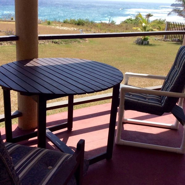 Rustic farmhouse stay with awesome views!