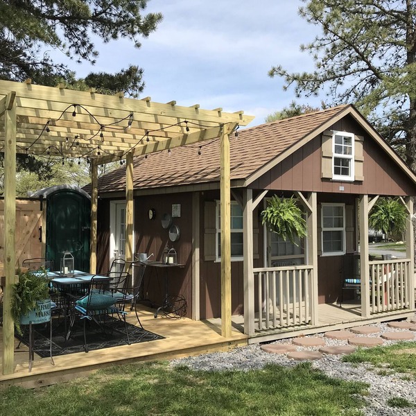 Rustic Primitive Tiny House Cabin