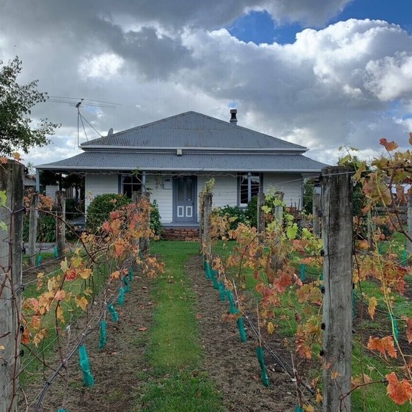Rustic Villa close to nearby Vineyards
