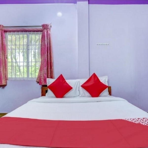 RVR-A Couple Friendly Property