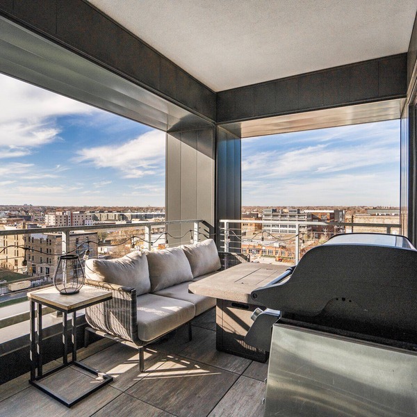 Sable 701 - Luxury Two Story Loft