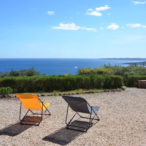 Sainte Maxime house with magnificent sea view in a quiet, secure estate