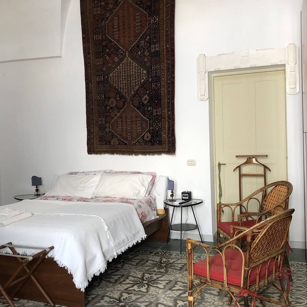 Salento: mini casa 36m2 con ampia corte in centro storico a 13km dal mare