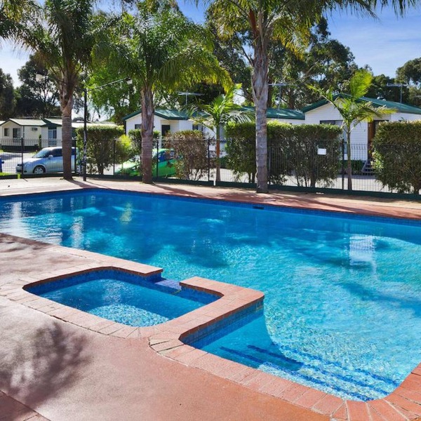 Sandhurst Motel