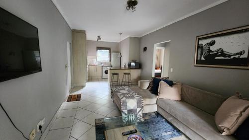 Sandton Streamline Modern 2-Bed Apartment